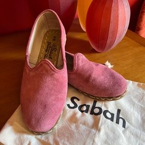 slip-on shoes size 36